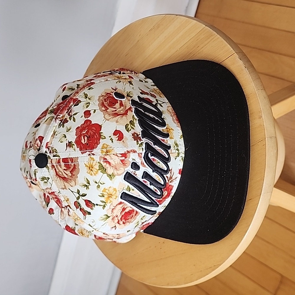 Essential floral cap